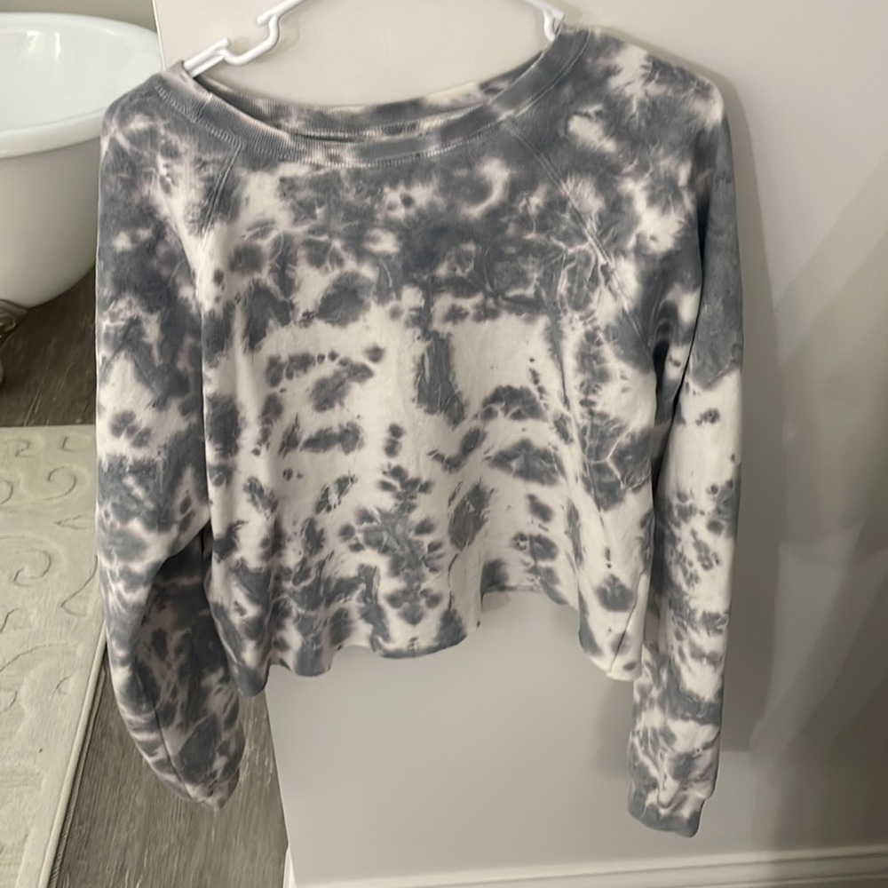 Retrobrand tie dye sweatshirt size small